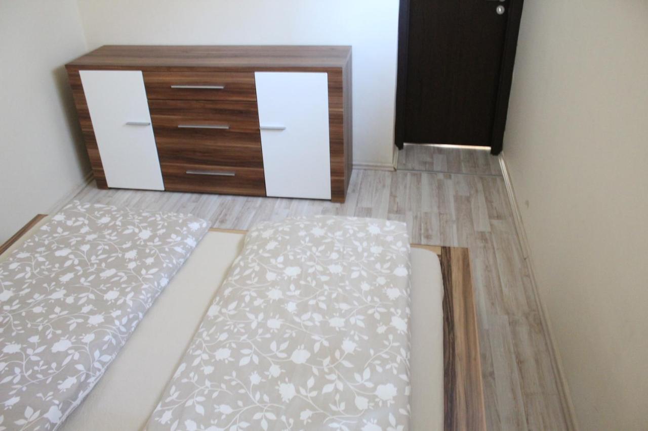 Appartamento Medlin Apartman Siófok Esterno foto