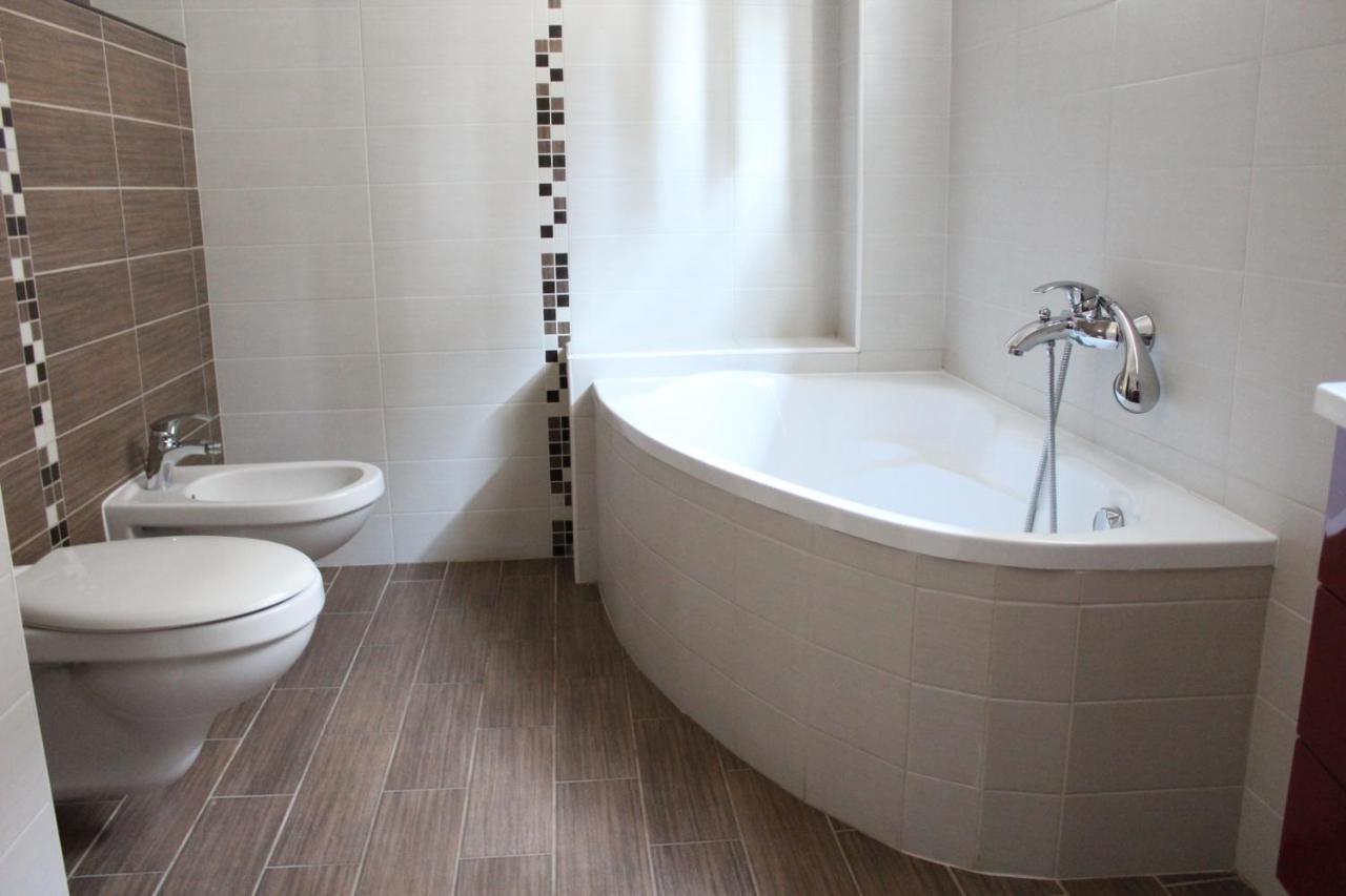 Appartamento Medlin Apartman Siófok Esterno foto